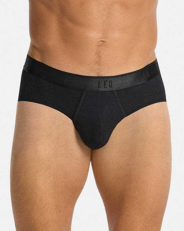 Ultra-Light Brief with Ergonomic Pouch