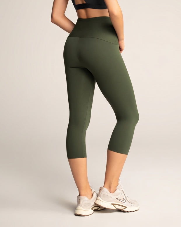 17" Active Sculpting Capri
