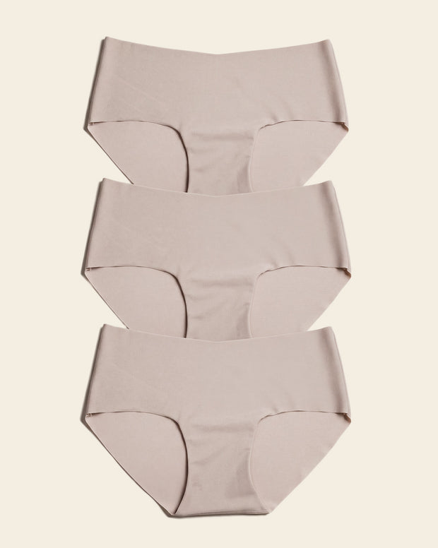 No ride-up seamless hiphugger panty