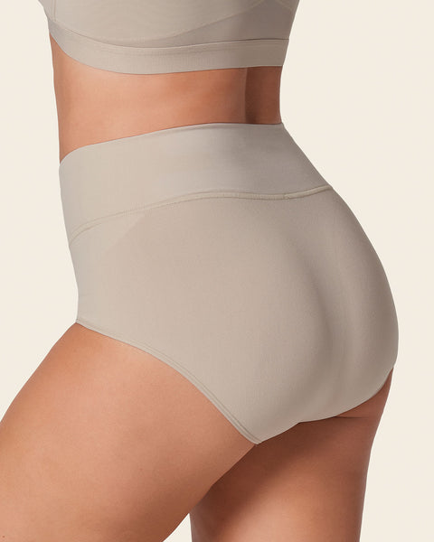 High-waisted classic smoothing brief#color_802-nude