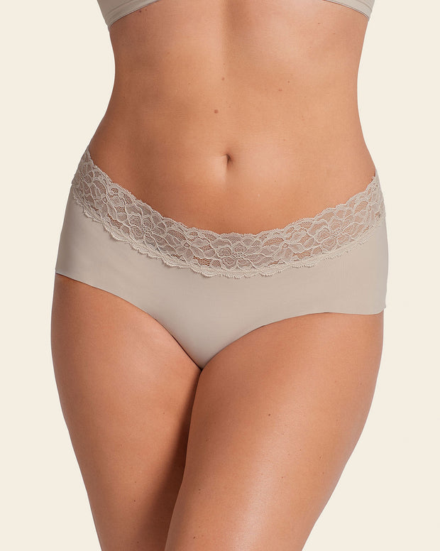 Ultra light lace trim hipster panty