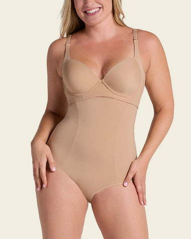Extra High-Waisted Sculpting Classic Panty#color_801-golden-beige