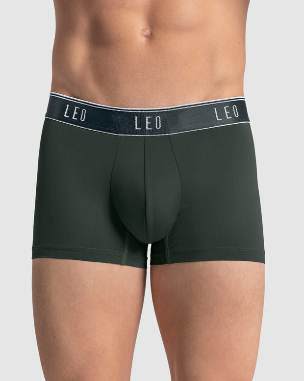 Microfiber Trunk with Ergonomic Pouch