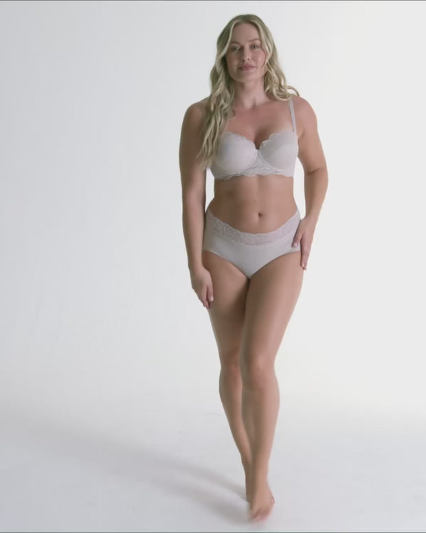 Ultra light lace trim hipster panty