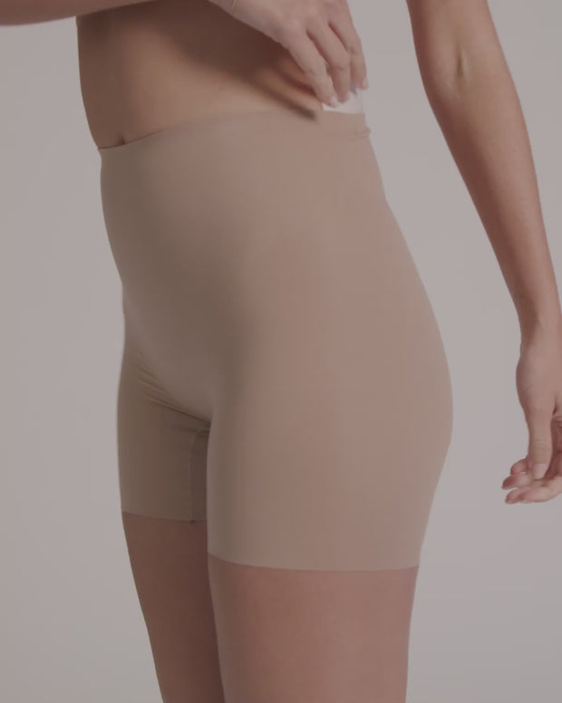 Undetectable padded butt lifter shaper short