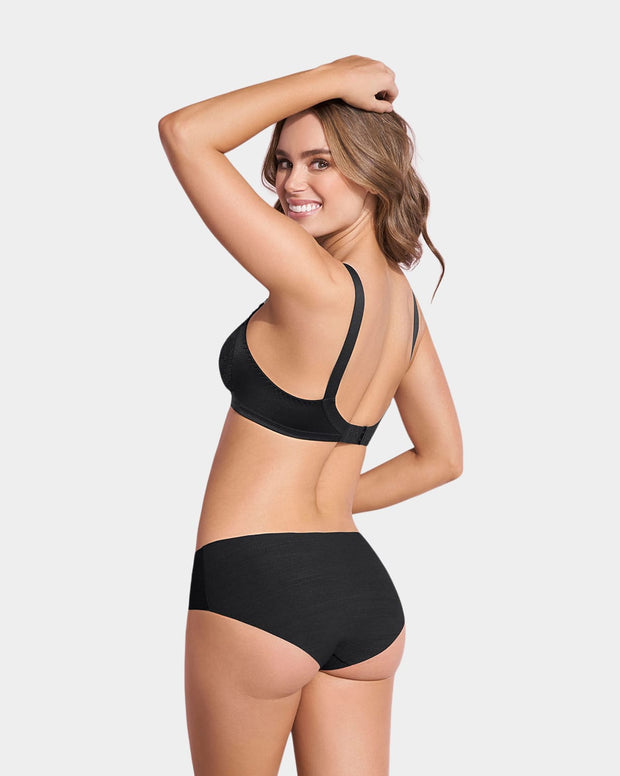 Extra coverage support wireless bra with lace cups