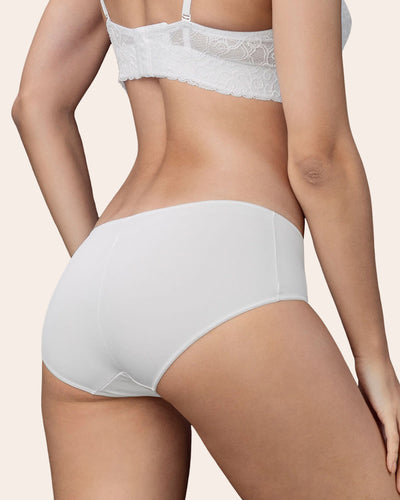 Low-rise hiphugger panty with ultra-flat seams#color_000-white